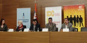 DIJALOGOM DO KREIRANJA AMBIJENTA ZA DOSTOJANSTVEN RAD MLADIH U SRBIJI