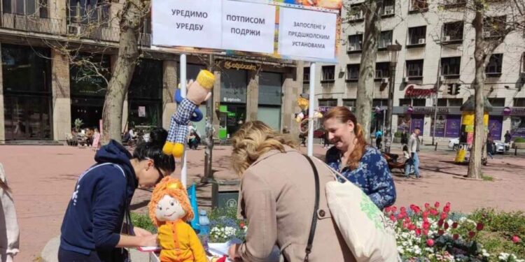 Peticiju za povećanje plata zaposlenim u predškolstvu potpisalo više od 32.000 građana