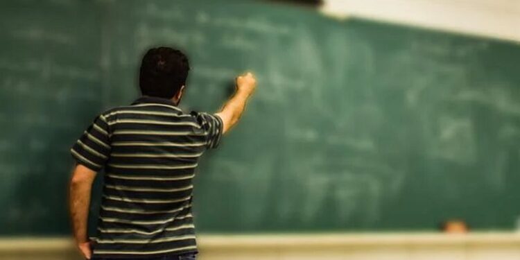 Sindikat obrazovanja Srbije: Čestitka Vučiću i zahtev za pregovore