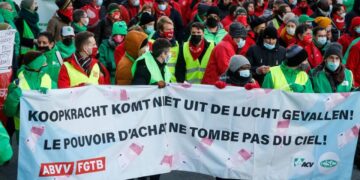 Hiljade belgijskih radnika pridružiće se danas sindikalnom skupu u Briselu, kako bi odbranili kupovnu moć svojih gradjana /Mari Elen Ska, Generalna sekretarka belgijskog sindikata CSC, za “Social Europe ”/