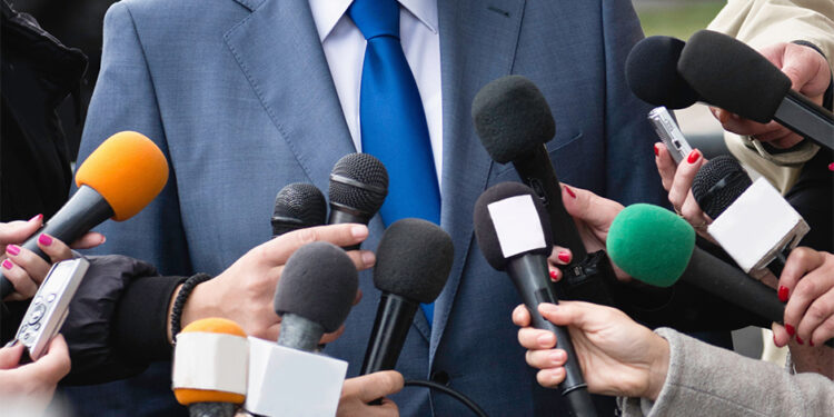 Međunarodne organizacije traže od srpskih vlasti da zaštiti novinare i spreči dalje pretnje