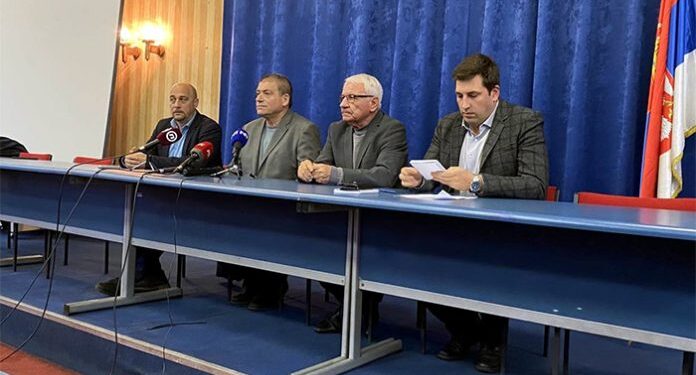 Samo opozicioni poslanici se odazvali pozivu oružara