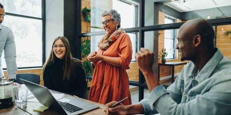 Stariji radnici i dalje daju svoj doprinos radu firmi