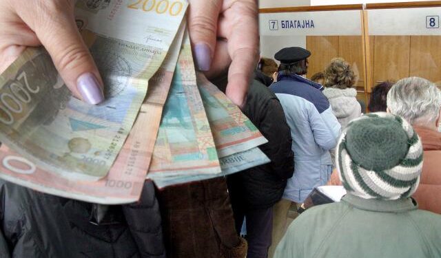 Sindikati i poslodavci izneli stavove o visini minimalca za 2025, nastavljaju se pregovori