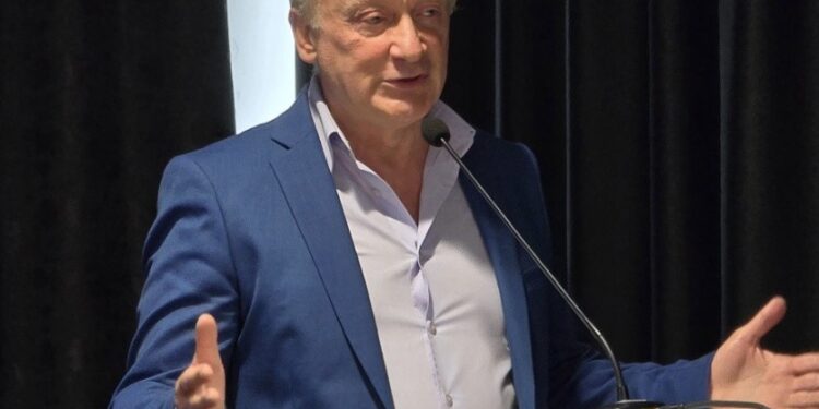 Stižu čestitke novoizabranom predsedniku Saveza