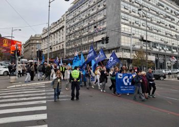 Protest i šetnja zaposlenih u kulturi: Prosečna zarada 76.000, a za državu nevidljivi