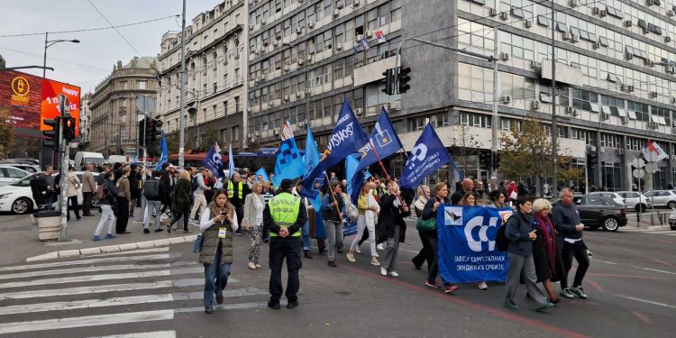 Protest i šetnja zaposlenih u kulturi: Prosečna zarada 76.000, a za državu nevidljivi