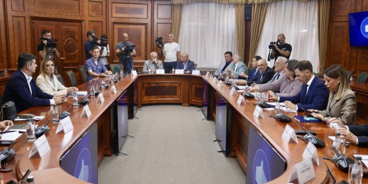 Bez dogovora oko minimalne cene rada, vlada donosi odluku