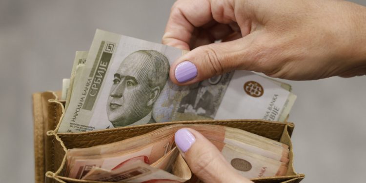Pregovori o minimalcu bez dogovora: Sindikati traže povećanje sa 550 na 650 evra